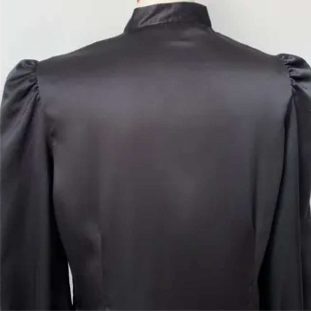 Tom Ford Black Satin Button-Down Blouse - Picture 3 of 11